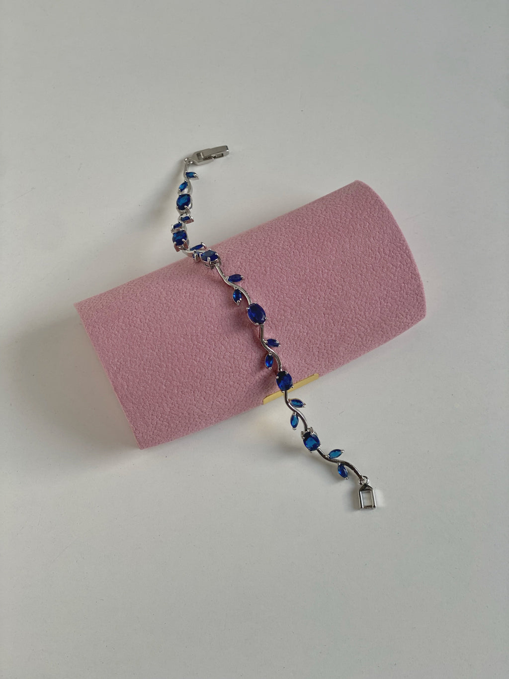 Tulip Bracelet